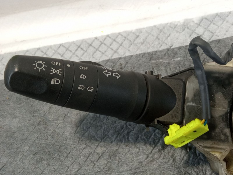 Recambio de conmutador luces para nissan terrano referencia OEM IAM   