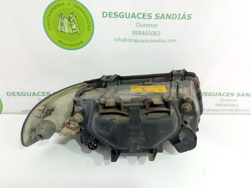 Recambio de faro izquierdo para audi a4 referencia OEM IAM   