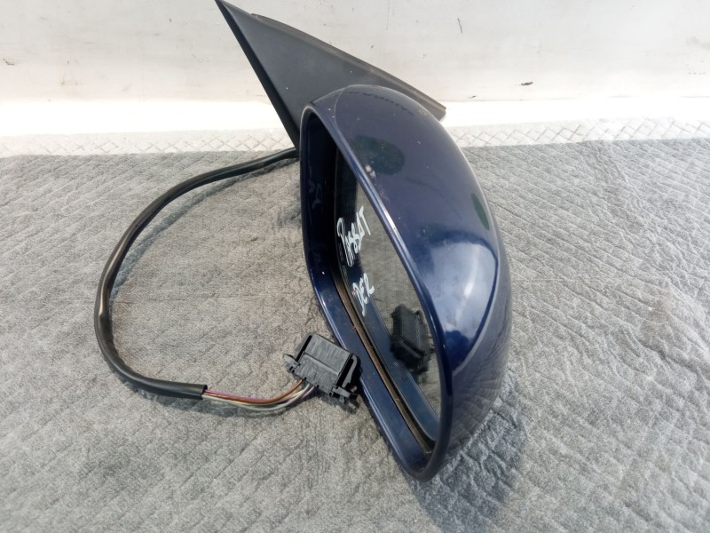 Recambio de espejo retrovisor derecho electrico para volkswagen passat referencia OEM IAM 3B0857934  