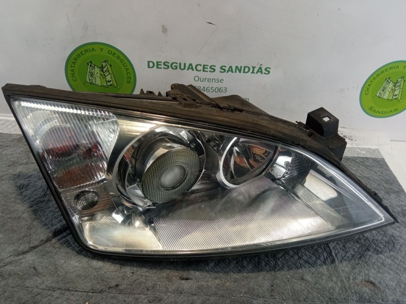 Recambio de faro delantero derecho para ford mondeo referencia OEM IAM 1305239173  CENTRALITA 1307329064