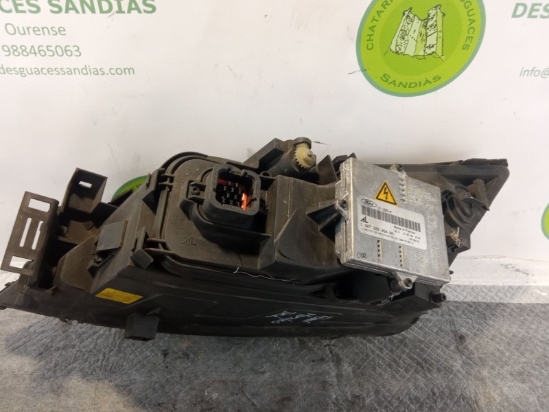 Recambio de faro delantero derecho para ford mondeo referencia OEM IAM 1305239173  CENTRALITA 1307329064