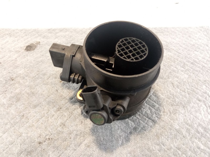 Recambio de caudalimetro para mercedes benz e320 referencia OEM IAM 0281002535  
