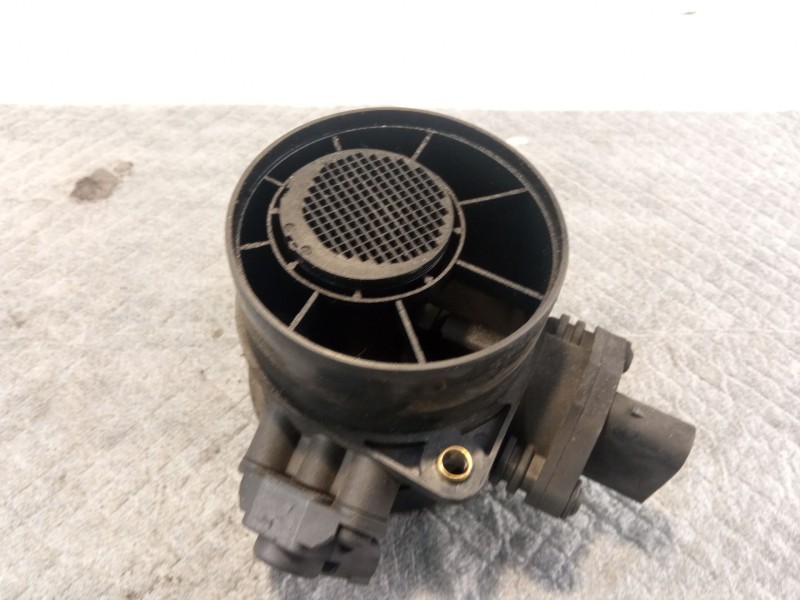 Recambio de caudalimetro para mercedes benz e320 referencia OEM IAM 0281002535  