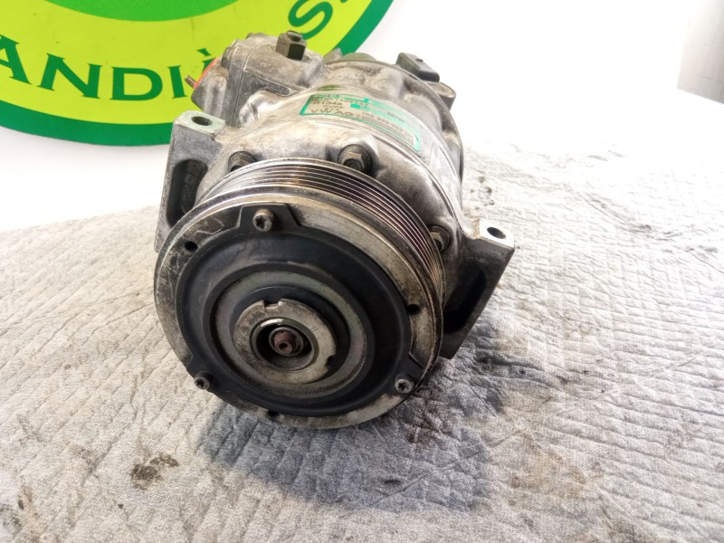 Recambio de compresor aire acondicionado para volkswagen golf referencia OEM IAM 1K0820803Q  