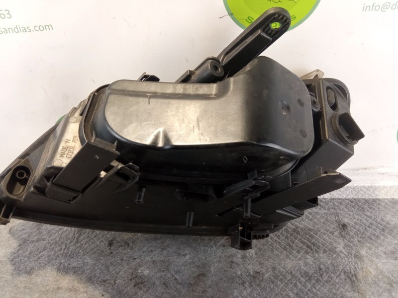 Recambio de faro delantero derecho para ford focus referencia OEM IAM   