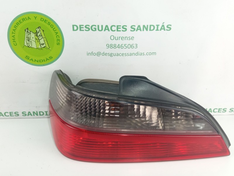 Recambio de piloto trasero izquierdo para peugeot 406 referencia OEM IAM VALEO2255  