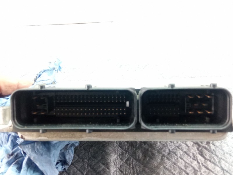 Recambio de centralita motor para seat toledo referencia OEM IAM 038906012BT0281010229  