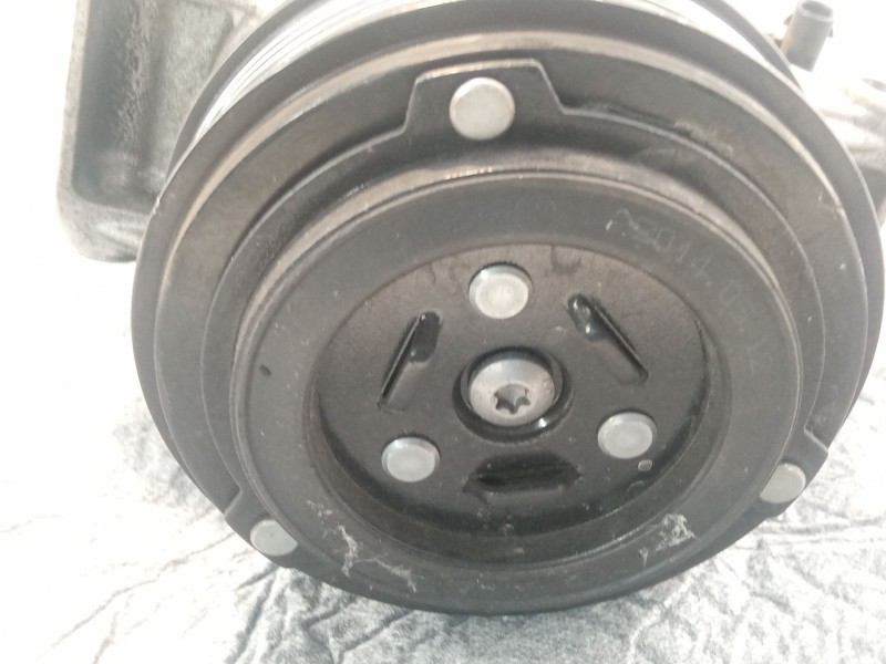 Recambio de compresor aire acondicionado para opel zafira referencia OEM IAM TG12C173  