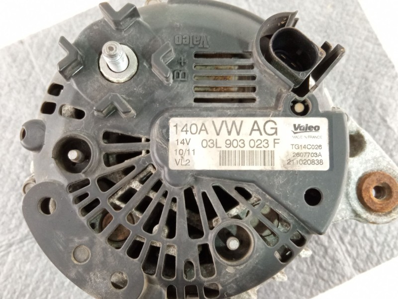 Recambio de alternador para seat león referencia OEM IAM 03L903023F TG14C026 VALEO 