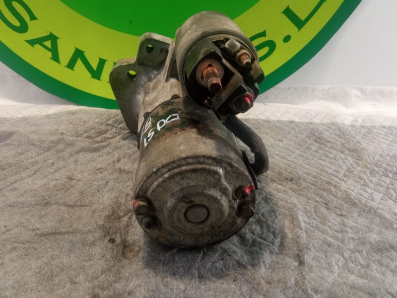 Recambio de motor arranque para renault kangoo referencia OEM IAM 8200584675-B  