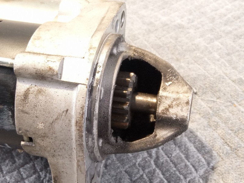 Recambio de motor arranque para mercedes benz c220 referencia OEM IAM   