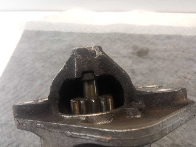 Recambio de motor arranque para renault kangoo referencia OEM IAM 8200584675-B  