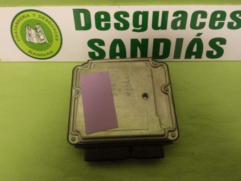 Recambio de centralita motor para toyota auris referencia OEM IAM 0281017097  89661-02Y10