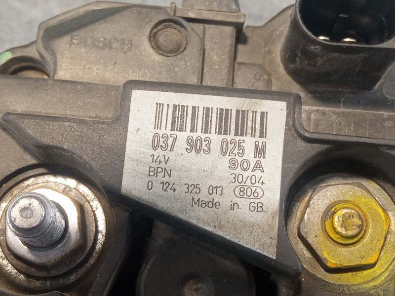 Recambio de alternador para seat ibiza referencia OEM IAM 0124325013/037903025M  