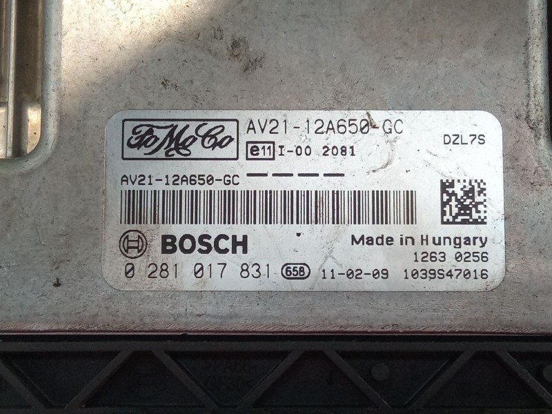 Recambio de centralita motor para ford fiesta referencia OEM IAM 0281017831  