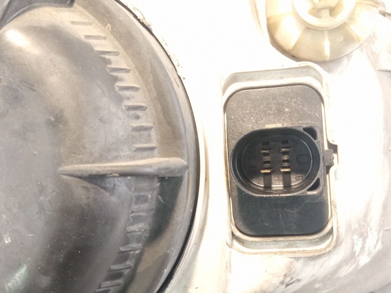 Recambio de faro delantero izquierdo para volkswagen golf referencia OEM IAM   