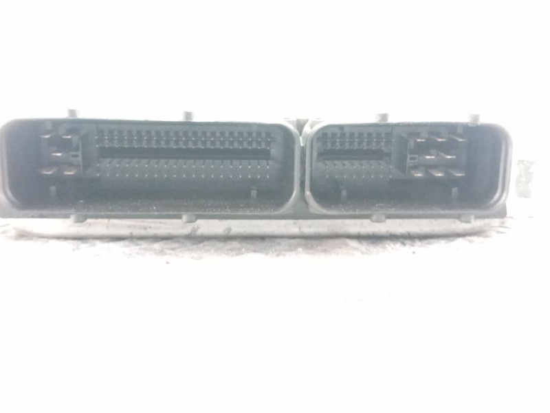 Recambio de centralita motor para seat ibiza referencia OEM IAM 038906012HP0281011320  