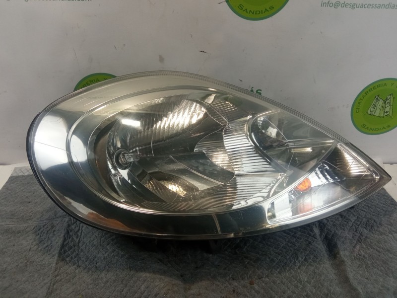 Recambio de faro delantero derecho para nissan primastar referencia OEM IAM 89313980  93859830