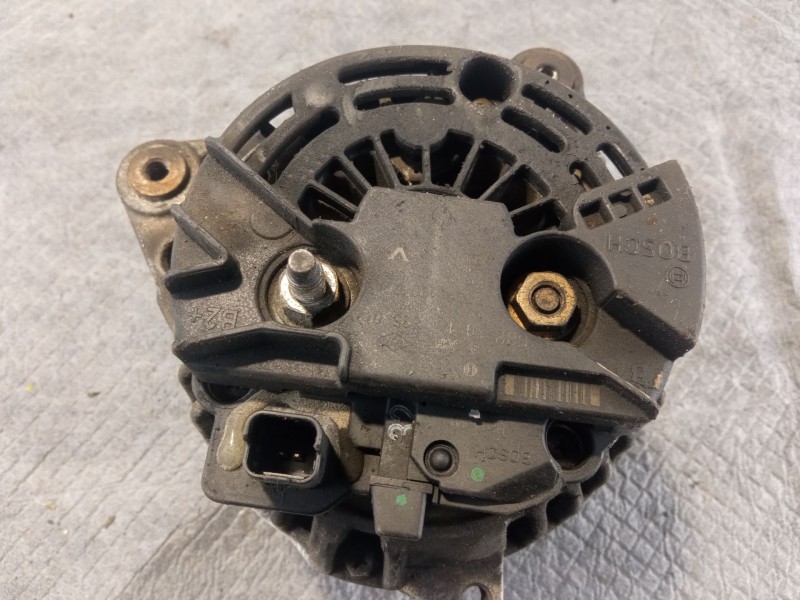 Recambio de alternador para nissan primastar referencia OEM IAM   