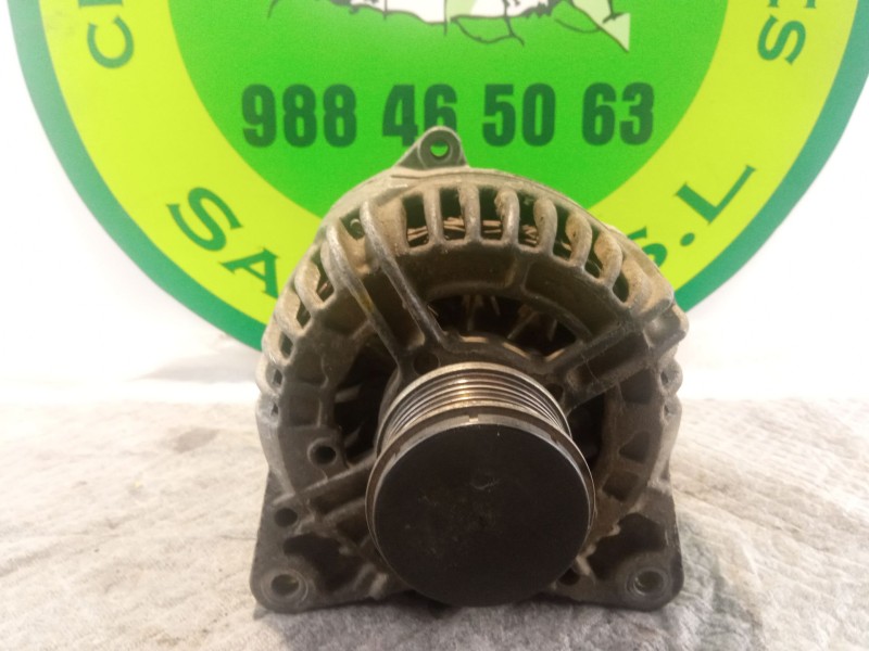 Recambio de alternador 150a/14v para renault kangoo referencia OEM IAM 0124525139  