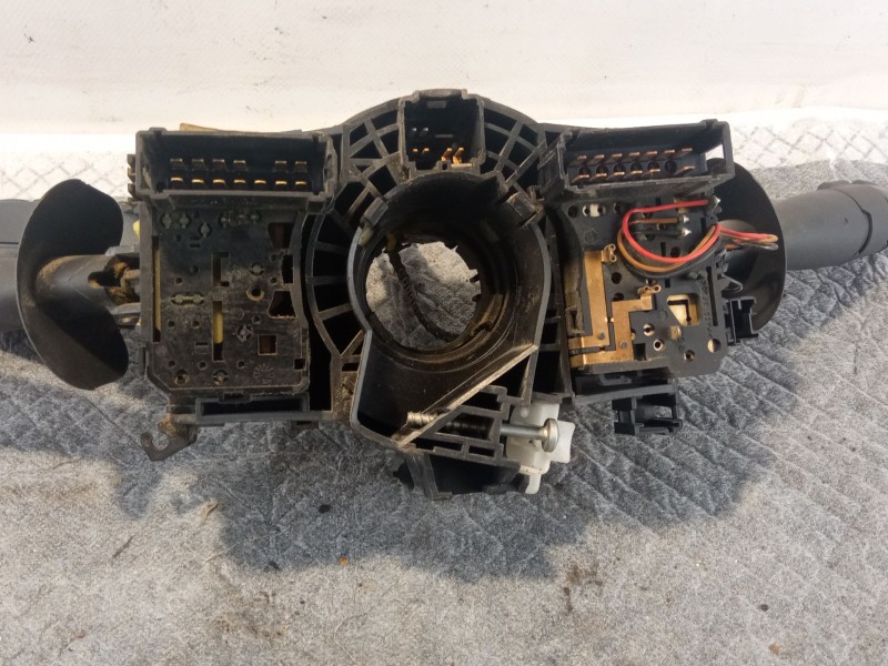 Recambio de conmutador luces para nissan primastar referencia OEM IAM   