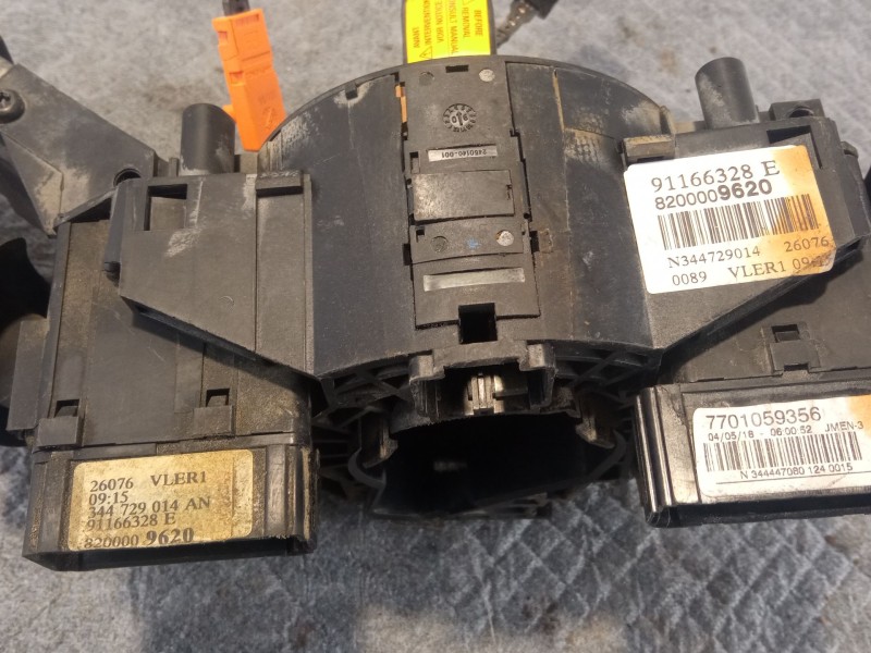 Recambio de conmutador luces para nissan primastar referencia OEM IAM   