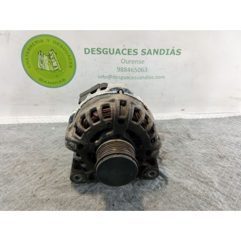 Recambio de alternador para dacia sandero referencia OEM IAM 231002949R  