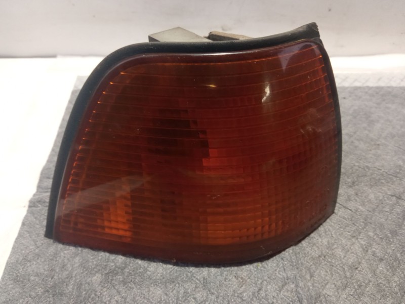 Recambio de piloto intermitente delantero derecho para bmw 318 referencia OEM IAM   