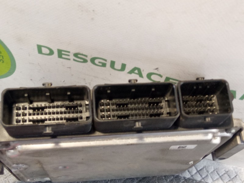 Recambio de centralita motor para dacia sandero referencia OEM IAM 0281030439237102213R  