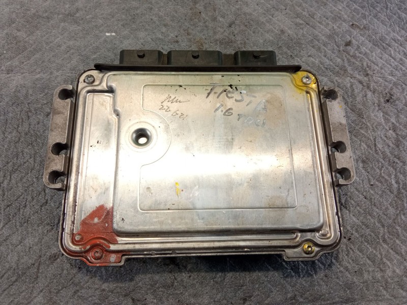 Recambio de centralita motor para ford fiesta referencia OEM IAM 0281012249  