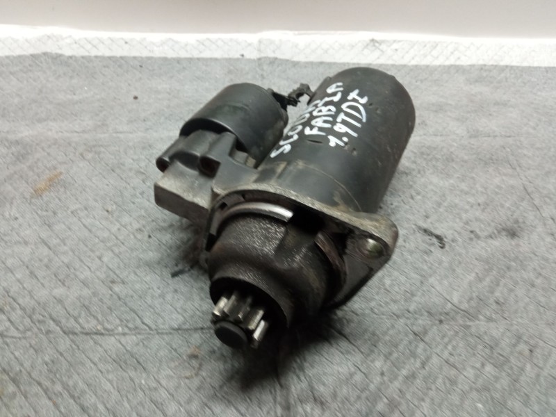Recambio de motor arranque para skoda fabia referencia OEM IAM 000112501202A911023  