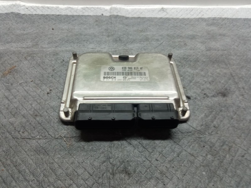 Recambio de centralita motor para skoda fabia referencia OEM IAM 038906019AF0281010289  