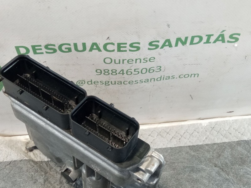 Recambio de centralita motor para seat ibiza referencia OEM IAM 04B90744528459901  