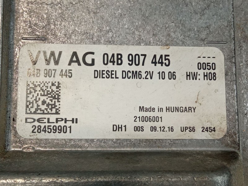 Recambio de centralita motor para seat ibiza referencia OEM IAM 04B90744528459901  