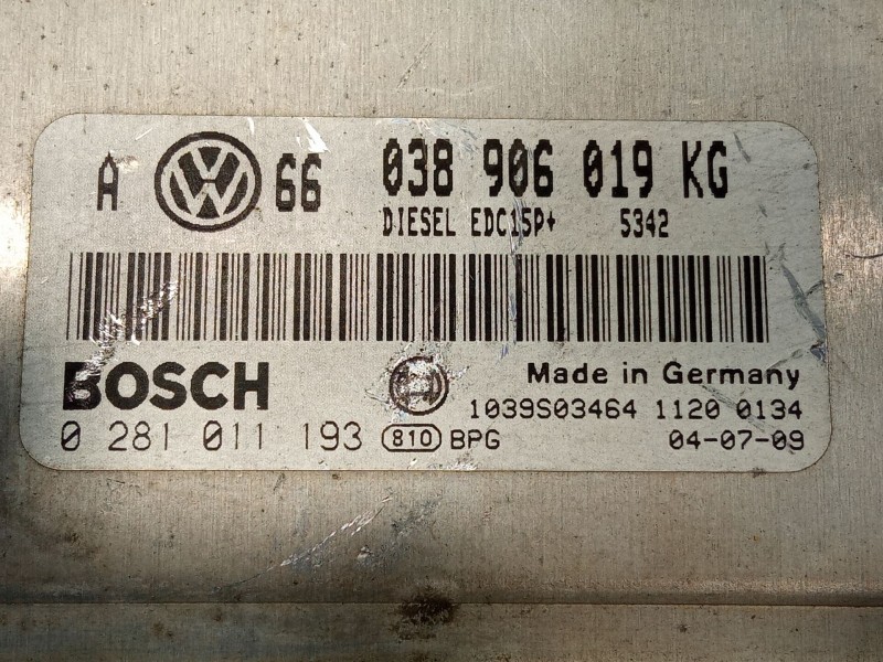 Recambio de centralita motor para seat león referencia OEM IAM 038906019KG0281011193  