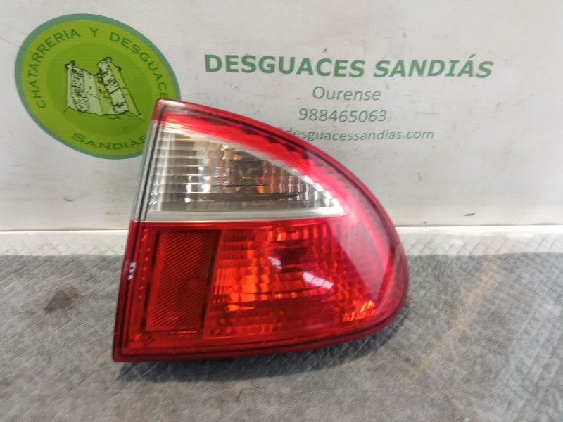 Recambio de piloto carrocería trasero derecho para seat león referencia OEM IAM   