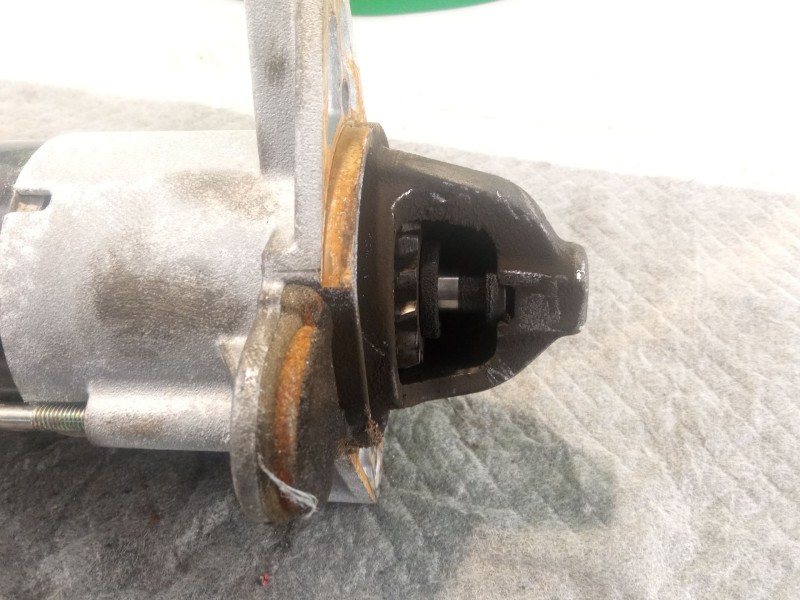 Recambio de motor arranque para renault trafic referencia OEM IAM 233001791R  