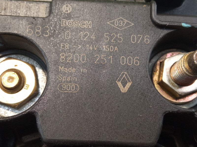 Recambio de alternador para renault laguna referencia OEM IAM 01245250768200251006  