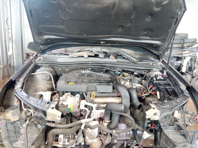 opel astra del año 2013