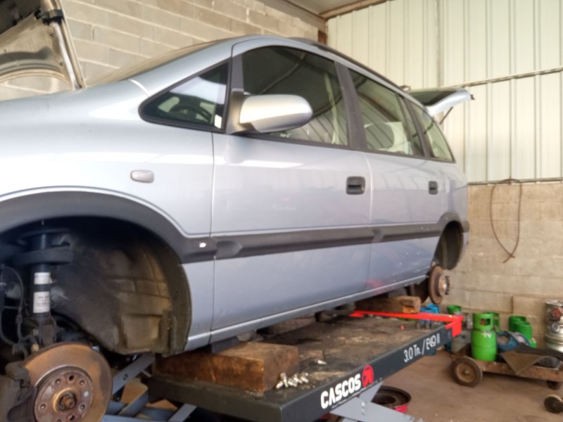 opel zafira del año 2003