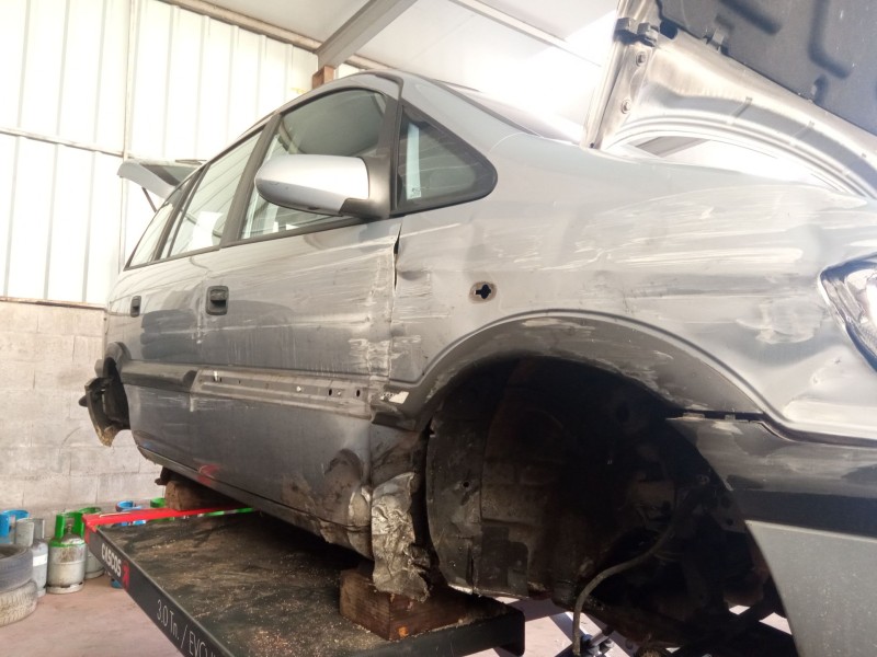 opel zafira del año 2003