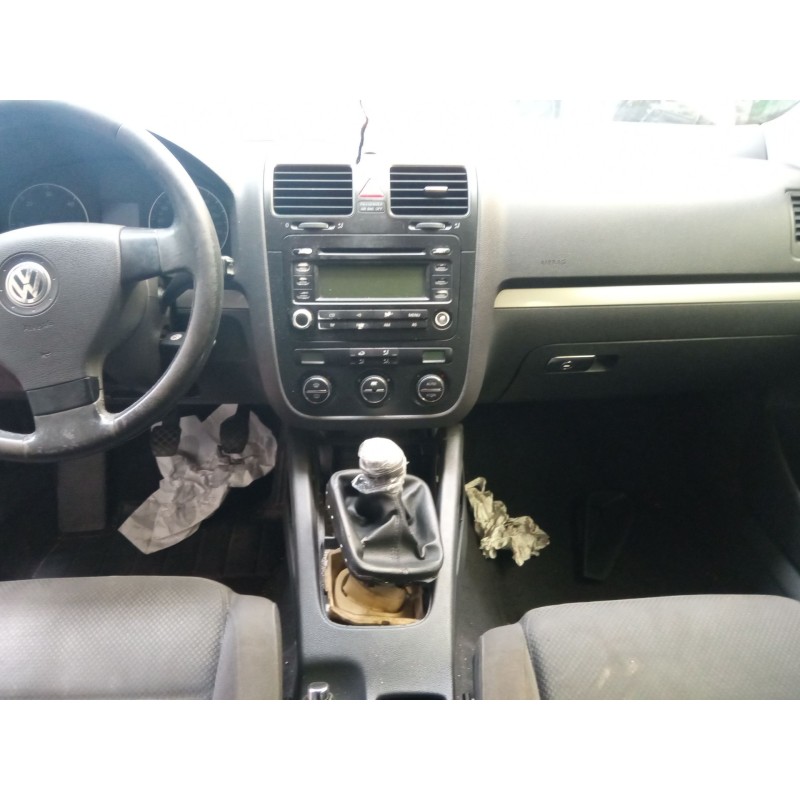 volkswagen golf del año 2005