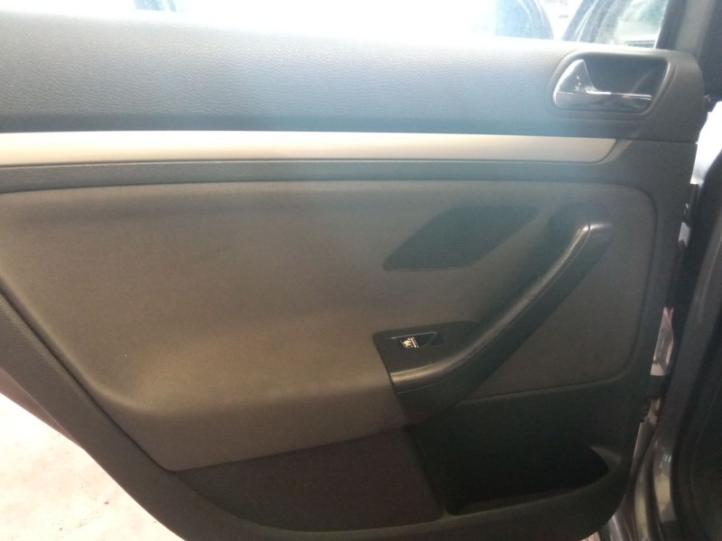 volkswagen golf del año 2005