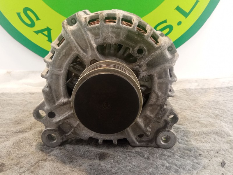 Recambio de alternador 140a/14v para seat ibiza referencia OEM IAM 04B903023B  