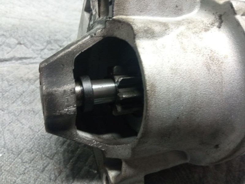 Recambio de motor arranque para renault clio referencia OEM IAM REC60101170  