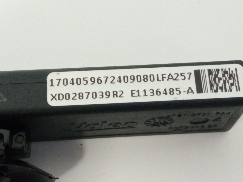 Recambio de antena para citroën ds4 referencia OEM IAM XD0287039R2E1136485A  