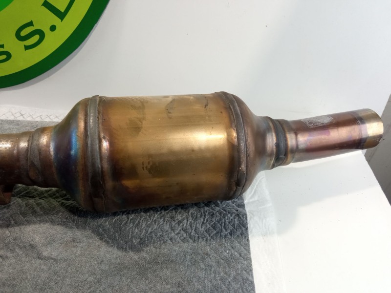 Recambio de catalizador para seat ibiza referencia OEM IAM 2q0131723g  