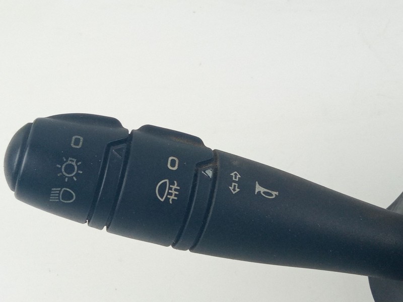 Recambio de mando multifuncion para renault kangoo referencia OEM IAM   