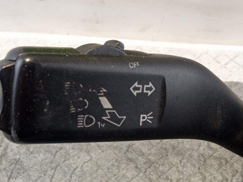 Recambio de mando multifuncion para seat altea referencia OEM IAM   