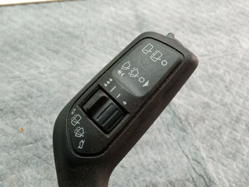 Recambio de mando multifuncion para ford fiesta referencia OEM IAM H1BT-3F944-AH  